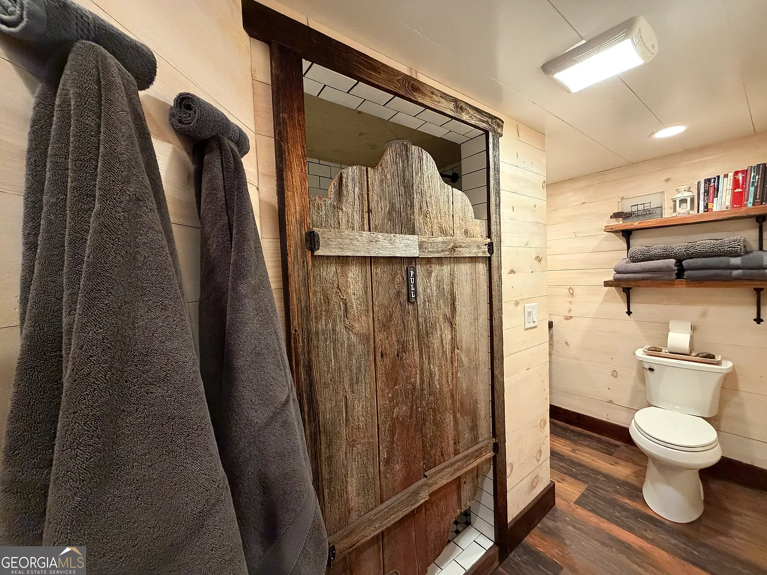 3 bed, 2.0 bath, 1472 sqft, $2,500 — Photo 4