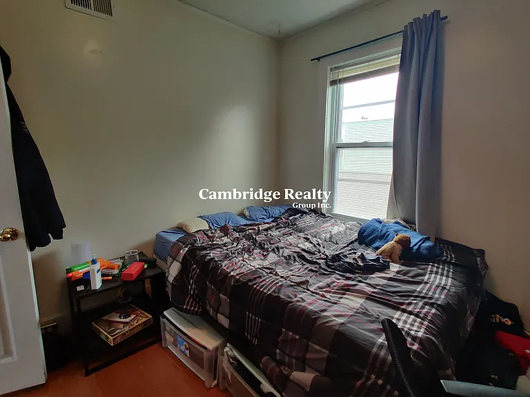 33 Jefferson St #5M — Photo 7