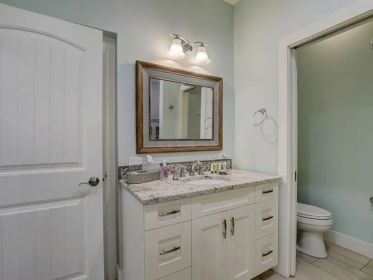 39 S Polk Dr — Photo 21