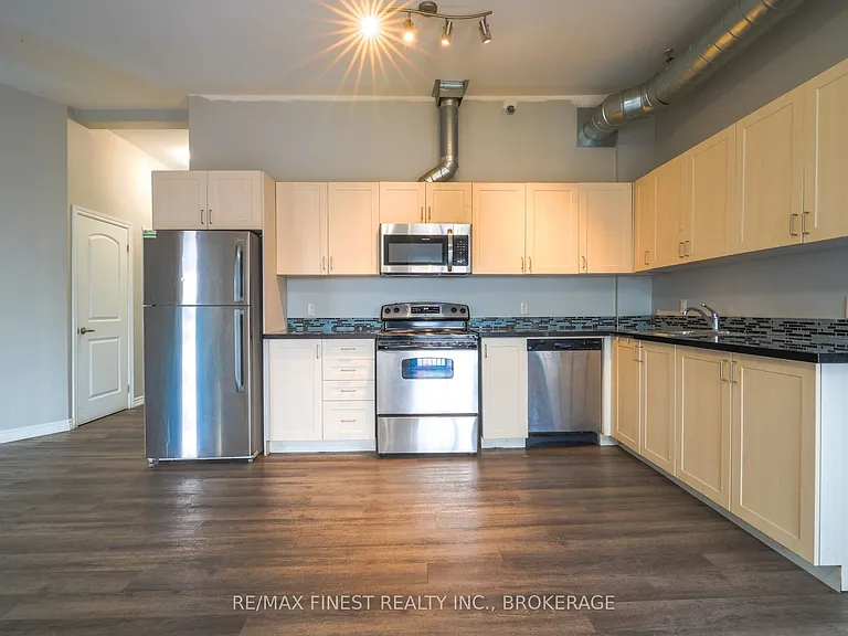 630A Princess St #501 — Photo 16