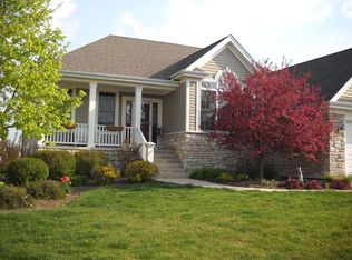 924 Independence Ave, Elburn, IL 60119