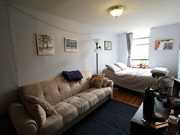 5th image of 26 W 75th St Penthouse A