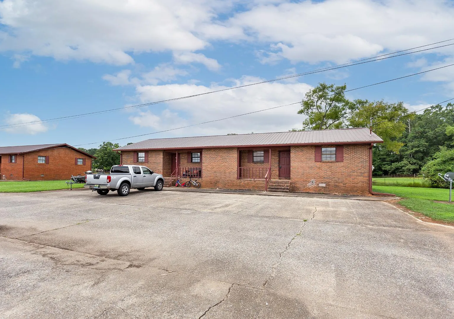 5421 McIntosh Rd - A1 — Photo 2