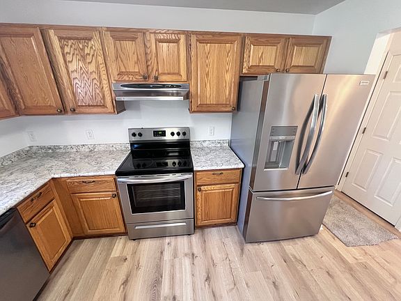 4th image of 6565 Whitehorse Ave