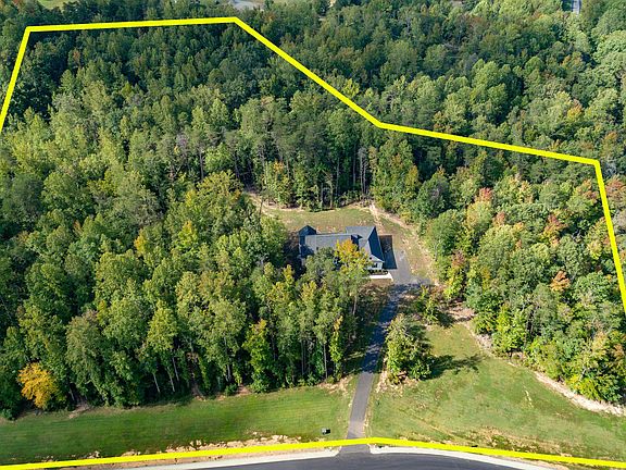 2nd image of 140 Long Meadow Dr