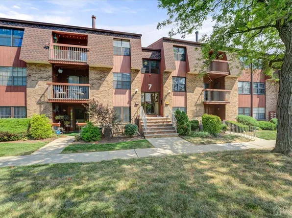 75 Golden Sq #A, Woodbridge, NJ 07095