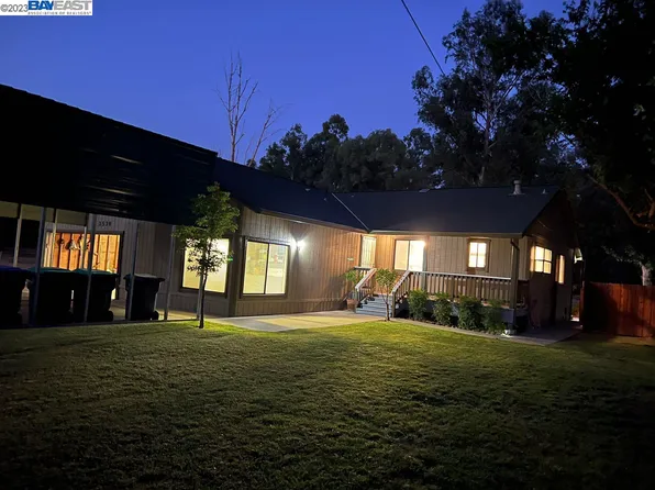 3530 Woodson Ave, Corning, CA 96021