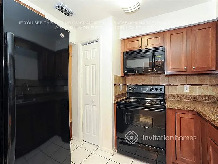 3012 E Waters Ave — Photo 6