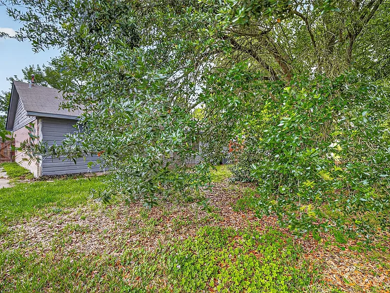 4118 Sunflower St — Photo 32