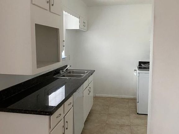 3rd image of 8145 Willow Bend Dr #C