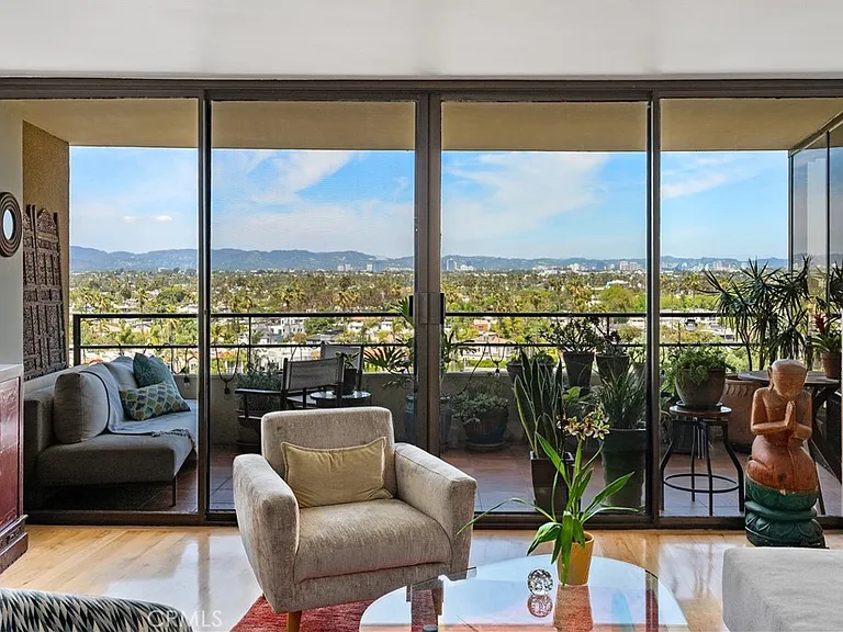 4265 Marina City Dr #511W — Photo 6