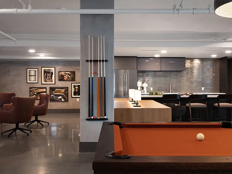 Axis Oakland — Photo 12