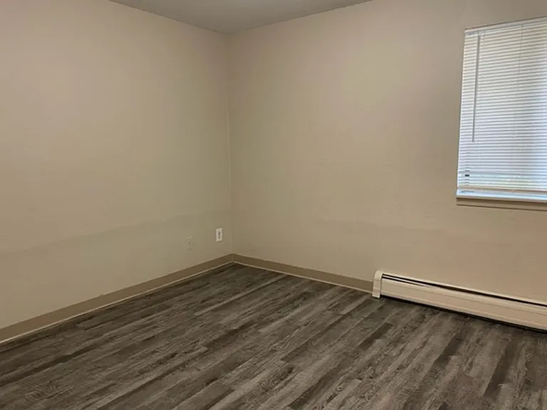 2340 Michael Ave SW — Photo 44