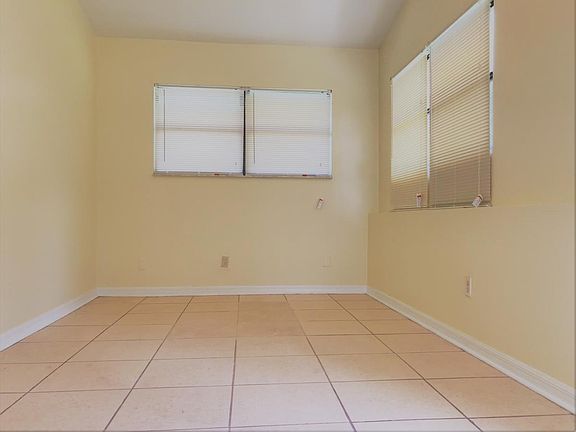 4th image of 2712 Hambleton Ave