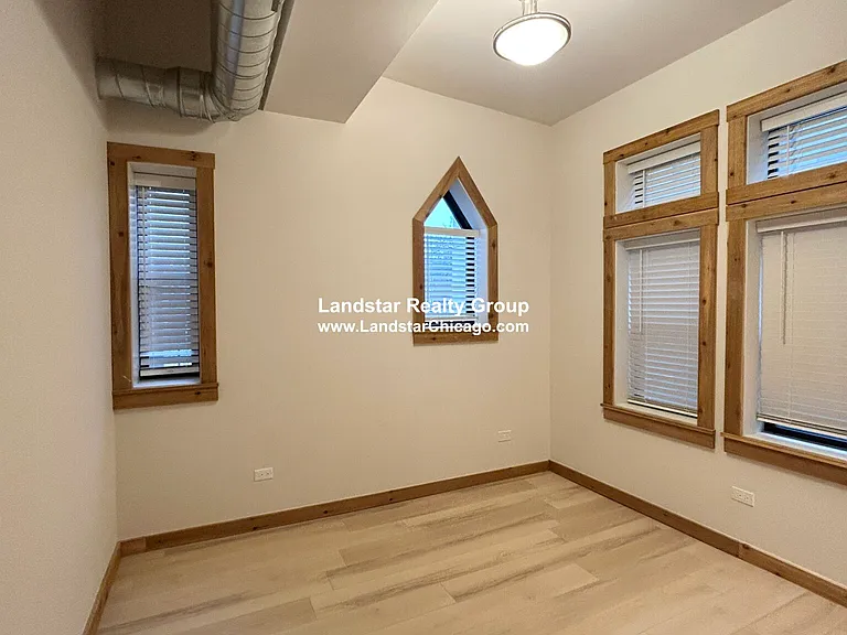 4611 S Ellis Ave #101 — Photo 10