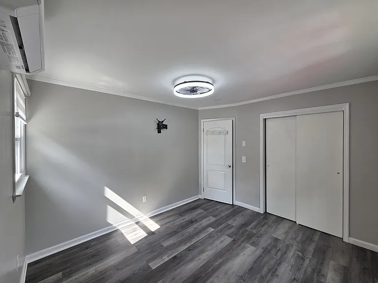 534 North Cir — Photo 20