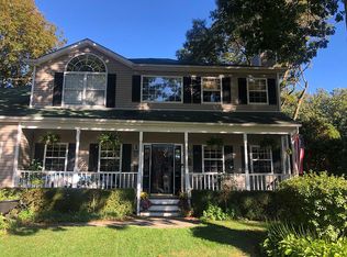 1 Lewis St, East Setauket, NY 11733