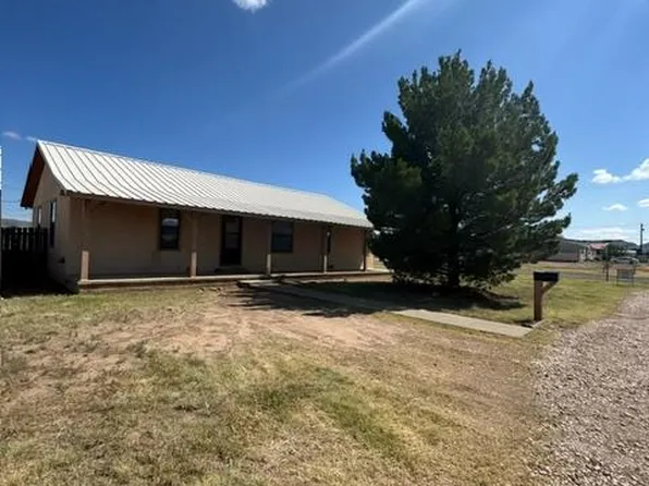 1106 W Eagle Pass St, Alpine, TX 79830