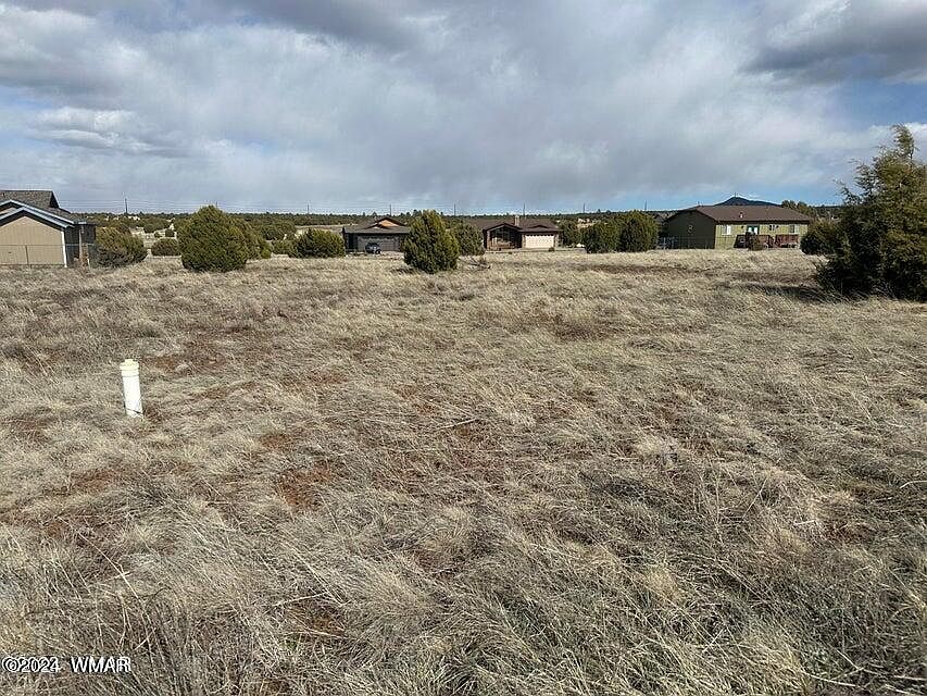 2nd image of 1000 S Ridgecreek Ln