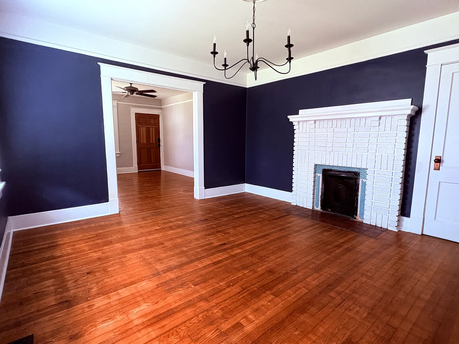 2 bed, 1200 sqft, $1,400 — Photo 3
