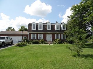 30 Knobtown Rd, Belington, WV 26250