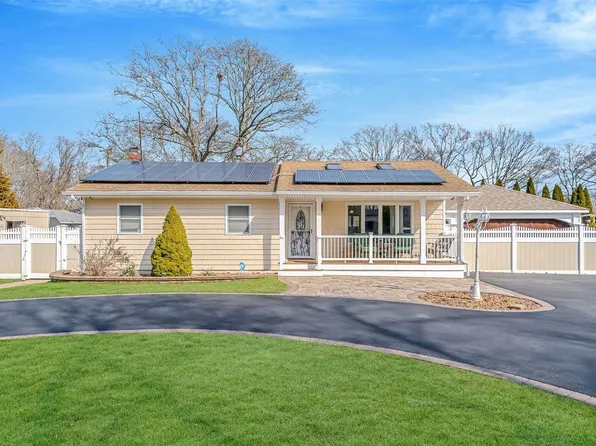 125 Church Drive, Mastic Beach, NY 11951