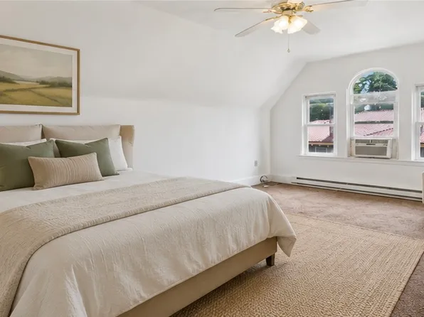501 N Main St APT 3, Greensburg, PA 15601