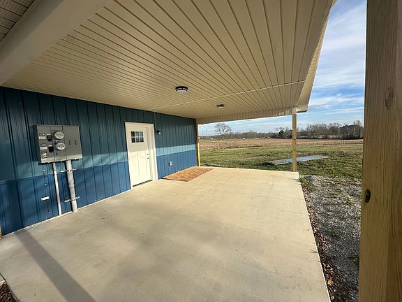 2nd image of 1521 Scenic Rd