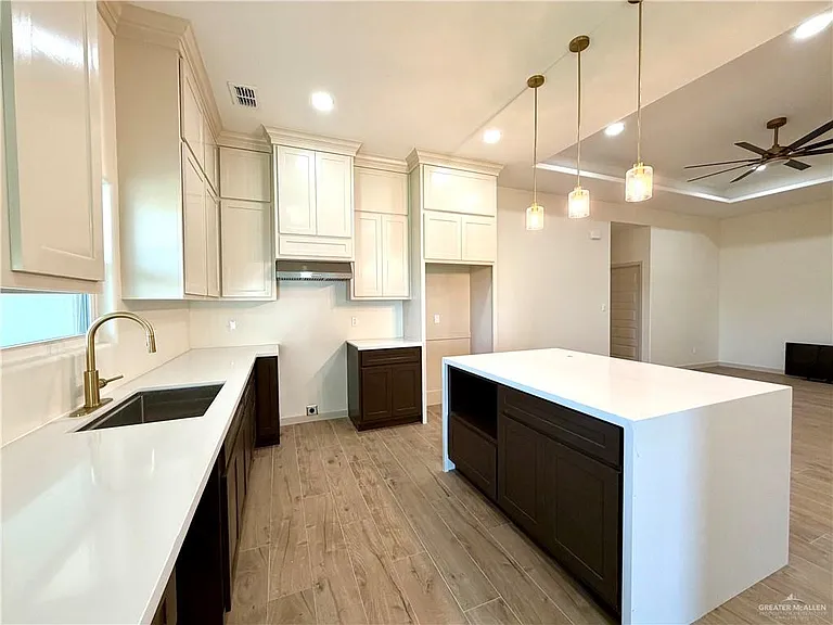 905 La Laguna Rd — Photo 5