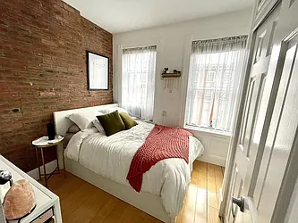 Rented by LJ Sloane Management