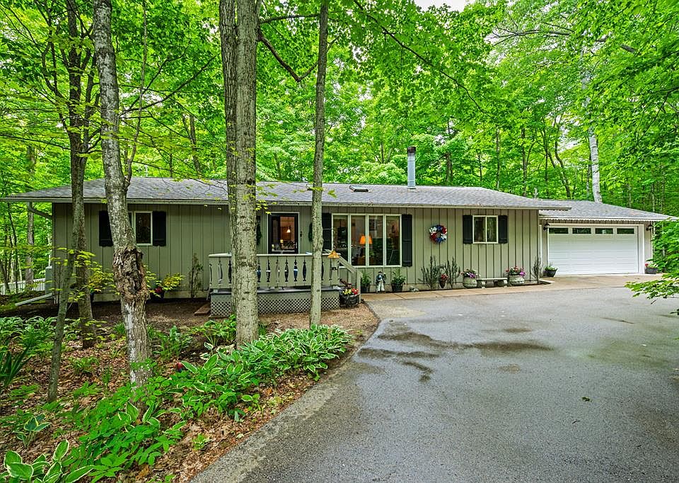 1st image of 10849 Trillium Ln
