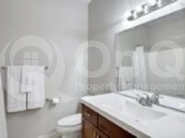 1822 S 39th St #38 — Photo 14