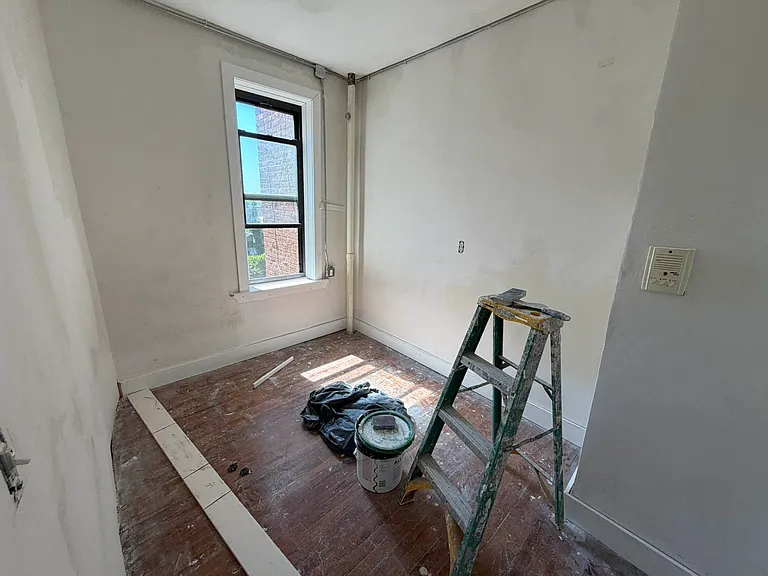 831 Madison St #8D — Photo 4