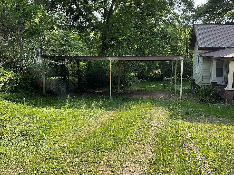 2nd image of 800 Houston St