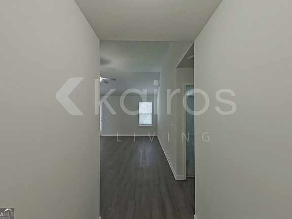 2nd image of 142 Western Red Cedar Dr