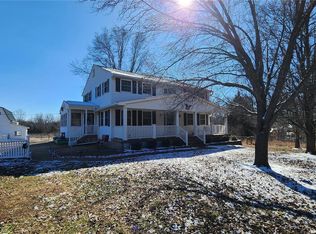 6615 Mulberry Acres Dr, Cedar Hill, MO 63016