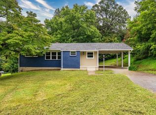 1056 Coronado Ln, Lynchburg, VA 24502