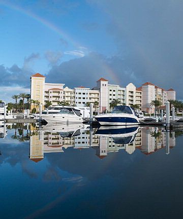 5th image of 216 Yacht Harbor Dr