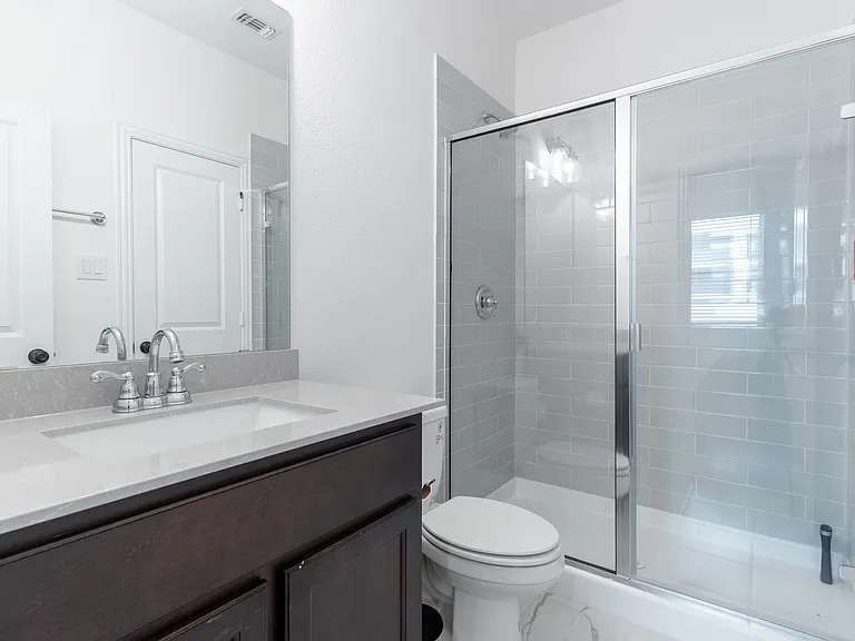 5200 Woodway Dr — Photo 20