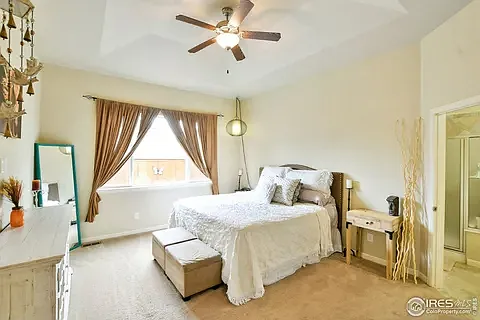 882 Jenny Ln — Photo 11