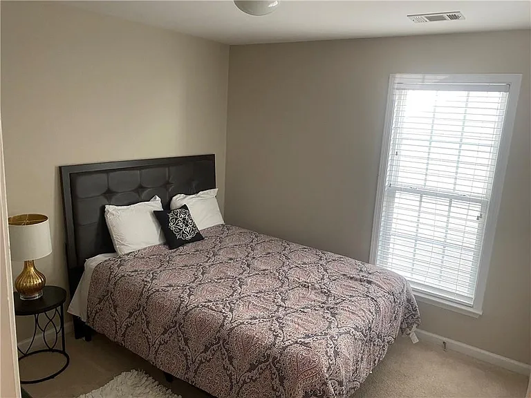 294 Balaban Cir — Photo 16