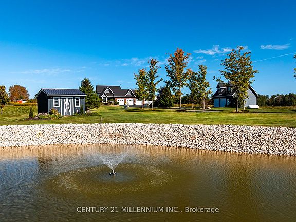 3rd image of 395115 County Road 12