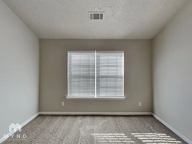 6132 Hickory Lane Dr — Photo 9