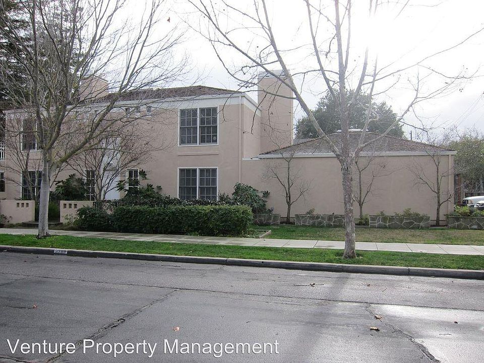 1st image of 2300 Emerson St