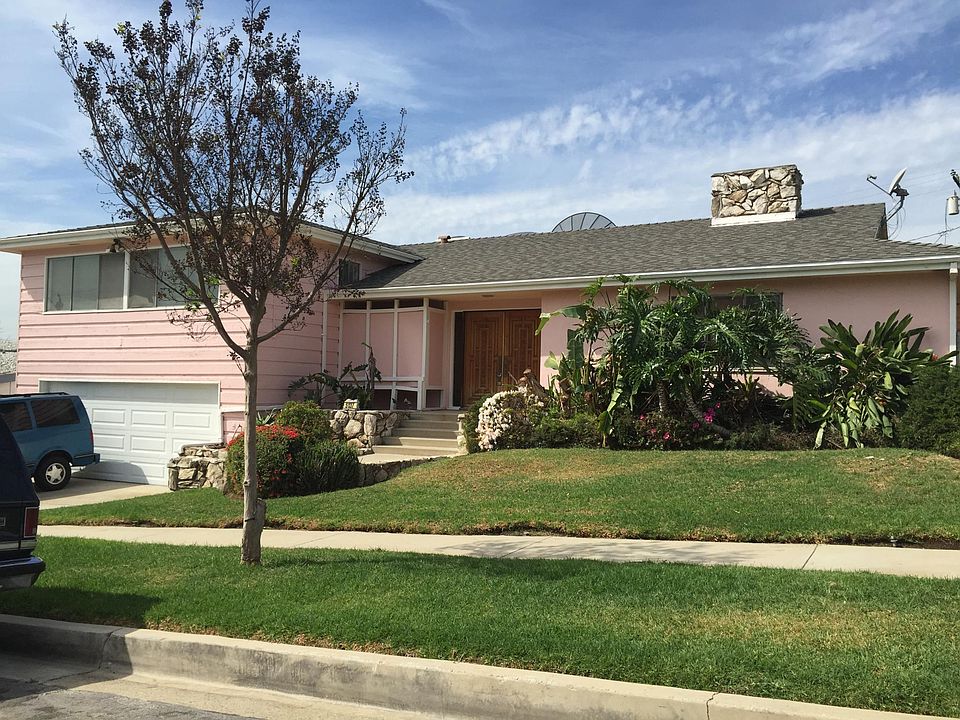 1st image of 5137 Reynier Ave