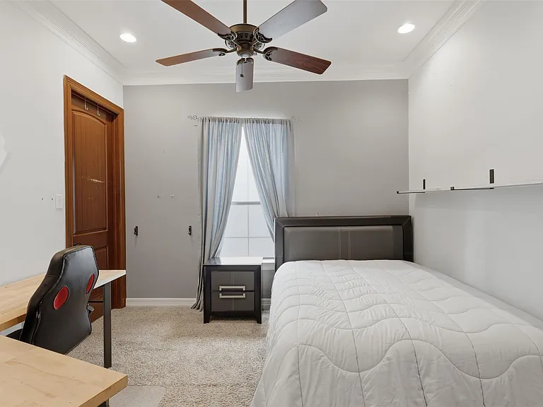 5330 Fayette St — Photo 21