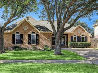 3409 Surrey Ln, Deer Park, TX 77536