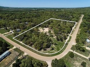 198 Wayside Dr, Elgin, TX 78621