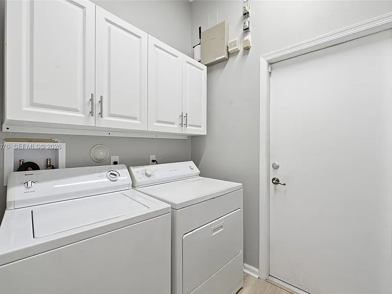 8141 Sandpiper Way — Photo 14