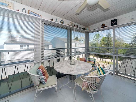 5th image of 1029 Cove Park Blvd